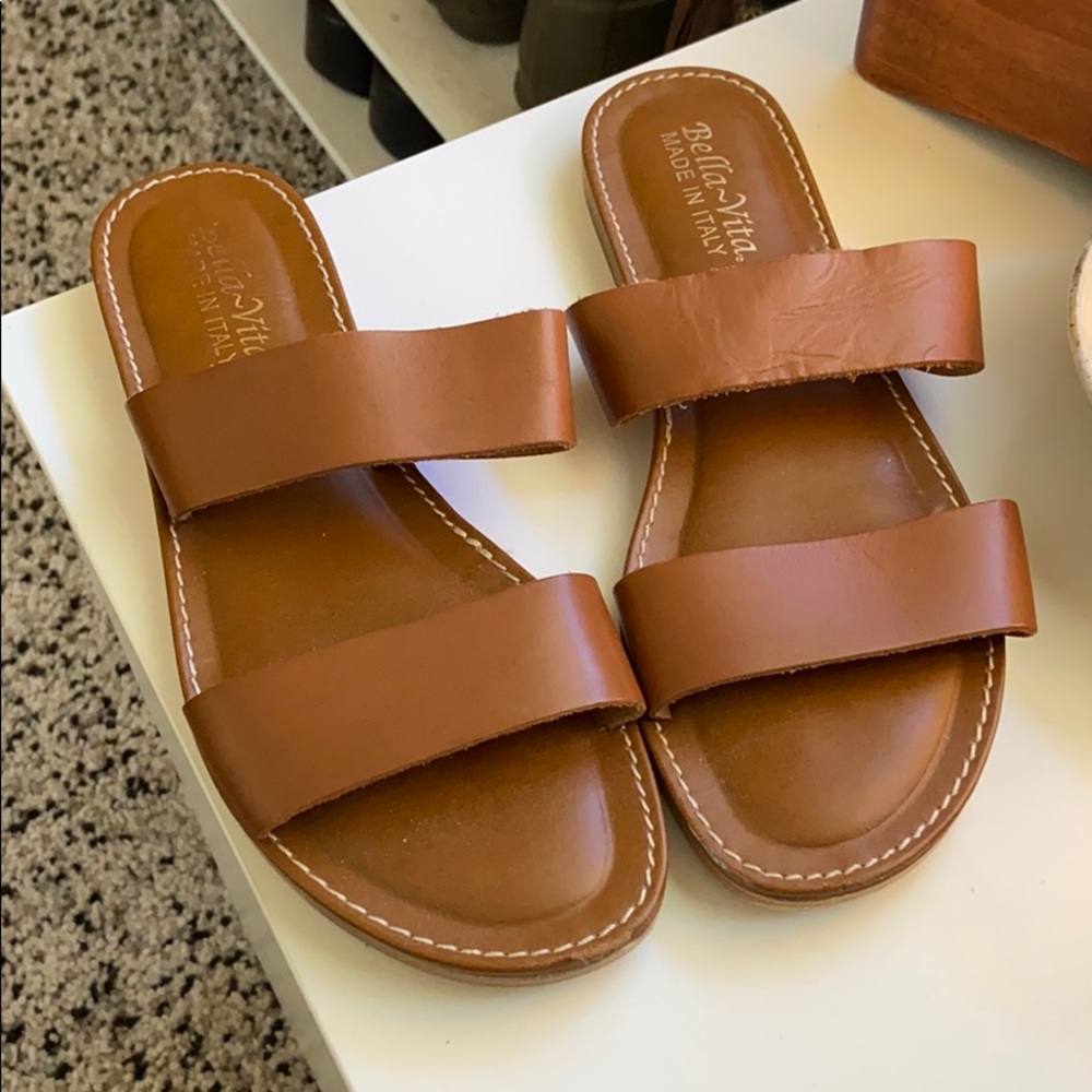 Bella Vita “Imo” slide sandal